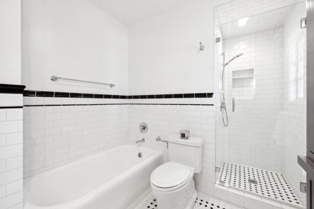 957 University Drive, Menlo Park CA: https://media.crmls.org/mediaz/f95c8f87-72eb-4ff2-bd8f-bfe48d6fd500.jpg