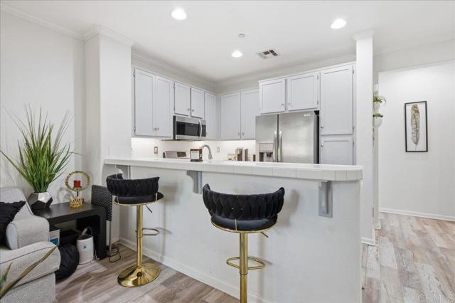 Image 15 of 48 For 2725 Apricot Court