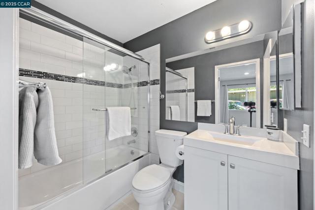 2749 Fountainhead Dr, San Ramon CA: https://media.crmls.org/mediaz/f95ff3c7-d791-4972-95ac-c4067341b10e.jpg