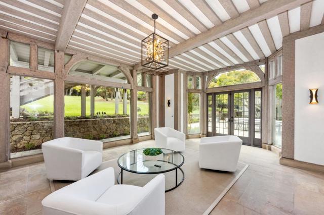 85 Fagan Drive, Hillsborough CA: https://media.crmls.org/mediaz/f9606e1f-55ef-4563-abe2-43848ce33cff.jpg