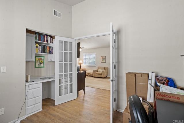 Image 12 of 43 For 23979 Via Astuto
