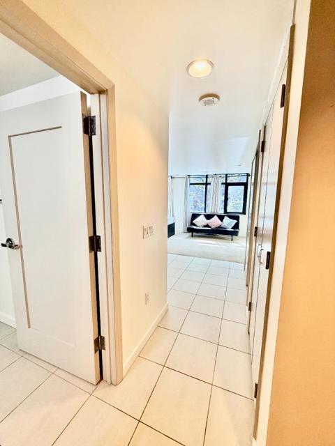 355 1st Street, San Francisco CA: https://media.crmls.org/mediaz/f961fd85-743d-4ddd-8a0a-834260de0a4d.jpg