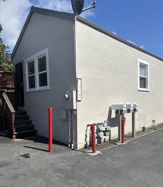 1143 D St, Hayward CA: https://media.crmls.org/mediaz/f9638b5e-c750-4047-95cc-124d7f1cc966.jpg