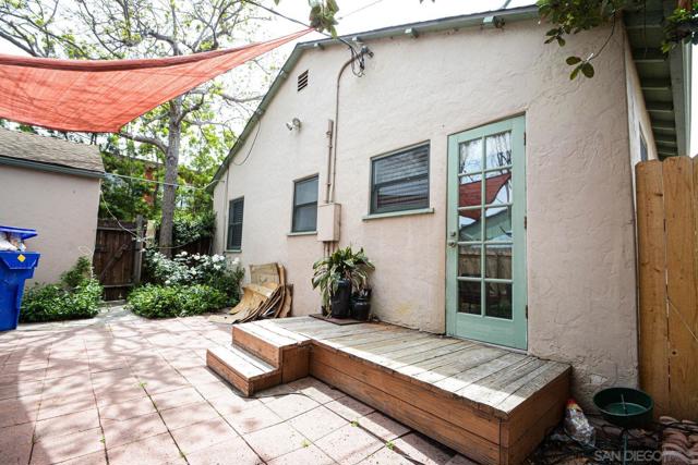 4445 50th St, San Diego CA: https://media.crmls.org/mediaz/f963f53f-1eaa-470b-81fe-06412d20fe9e.jpg