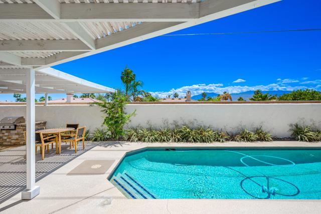 79865 Kingston Drive, Bermuda Dunes CA: https://media.crmls.org/mediaz/f964161d-b654-4d5e-8914-d4bf228f51de.jpg