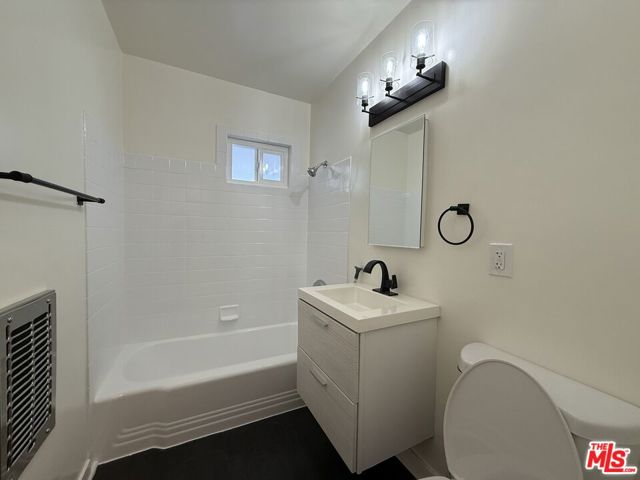 25226 Loytan Street, Torrance, California 90505, 3 Bedrooms Bedrooms, ,1 BathroomBathrooms,Residential Lease,For Rent,Loytan,25581135