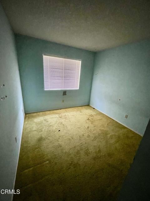 Detail Gallery Image 4 of 6 For 5887 Cape Horn Dr, Agoura Hills_2,  CA 91301 - 3 Beds | 2 Baths