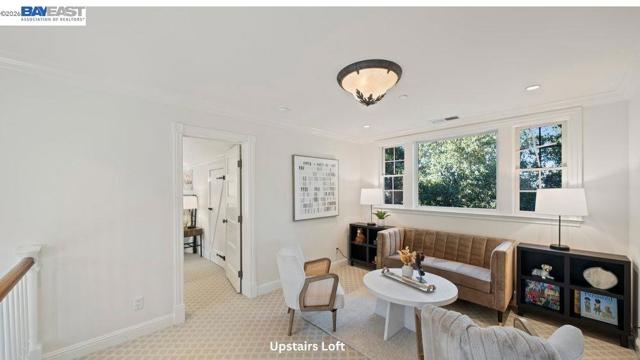 Image 31 of 60 For 5280 Sheridan Rd