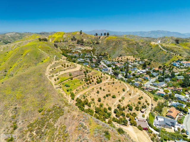 1251 Via Cielito, Ventura CA: https://media.crmls.org/mediaz/f966b91a-51da-4c7b-8ee0-a3b1b62bffd1.jpg