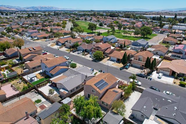 2507 Constellation Drive, Hayward CA: https://media.crmls.org/mediaz/f966b984-c83e-4a7a-a4c8-86e8a10f20be.jpg