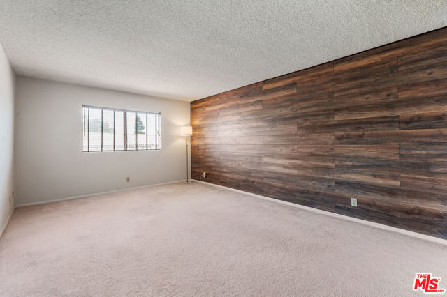 5950 Buckingham, 610 photo 13