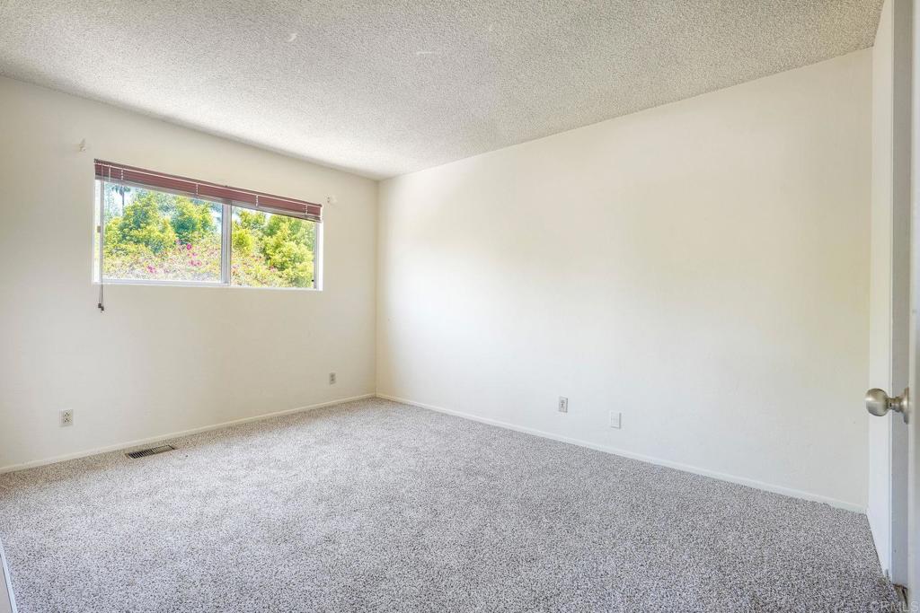 2302 Greenbrier Drive - photo 20