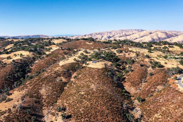 31 Asoleado Place, Carmel Valley CA: https://media.crmls.org/mediaz/f968958f-bb61-45f4-bde8-ebd872ce30d8.jpg
