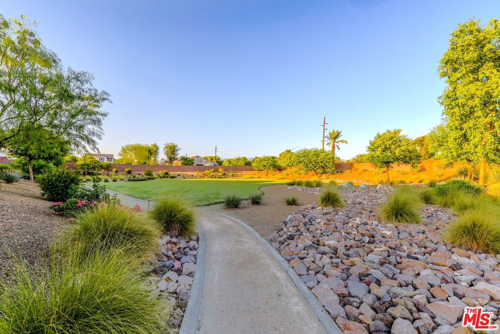 MLS #25594495 image #32