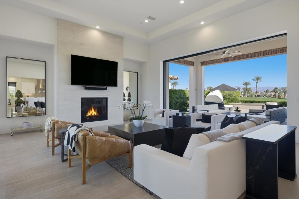 MLS #219138754DA image #14