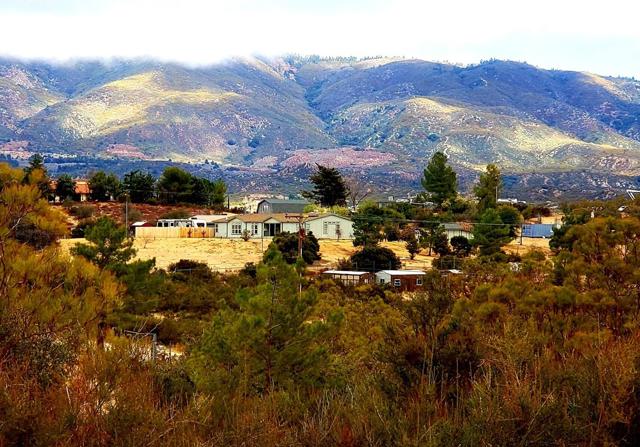 38400 Fischer N Road, Anza CA: https://media.crmls.org/mediaz/f96ad86d-c753-4a7e-9a46-5adcc34c45e4.jpg