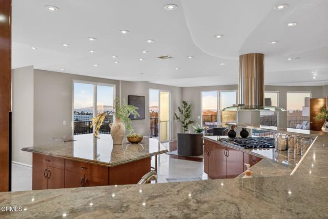 Detail Gallery Image 15 of 43 For 436 Poli St #501,  Ventura,  CA 93001 - 2 Beds | 2/1 Baths