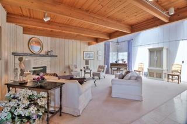 17280 Tamara Lane, Royal Oaks CA: https://media.crmls.org/mediaz/f96bc04e-af25-494a-8c38-9af974e1c242.jpg