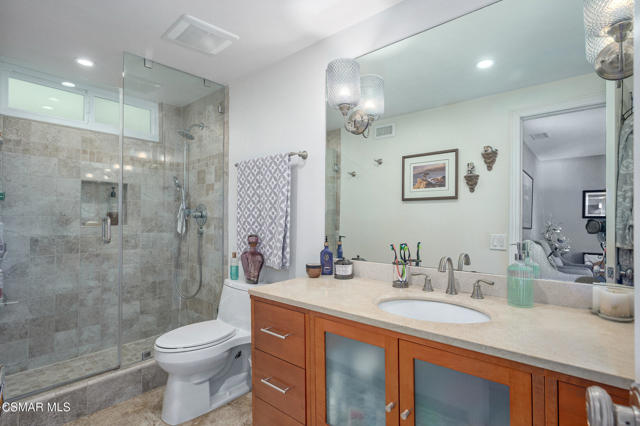 1841 Fallview Road, Westlake Village CA: https://media.crmls.org/mediaz/f96c71da-6a80-454e-8180-955b8d119a5f.jpg