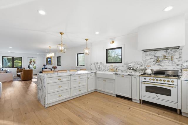 203 Santa Clara Avenue, Redwood City CA: https://media.crmls.org/mediaz/f96c8058-475c-4439-a091-84e2ad2ae9b8.jpg