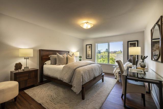 1500 Howard Avenue, Burlingame CA: https://media.crmls.org/mediaz/f96d3e0d-7f56-4768-b3d2-b6d83832155e.jpg