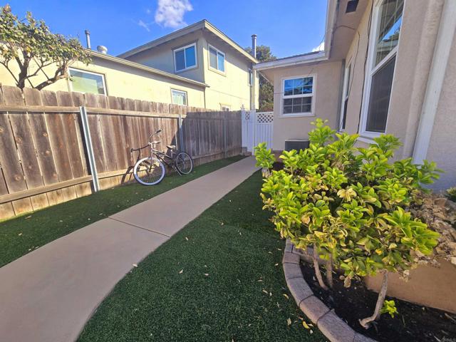 Image 5 of 18 For 6805 Rolando Knolls  B