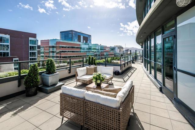 330 Mission Bay Boulevard, San Francisco CA: https://media.crmls.org/mediaz/f96fc53e-5dae-40c7-ab75-999775b883f6.jpg