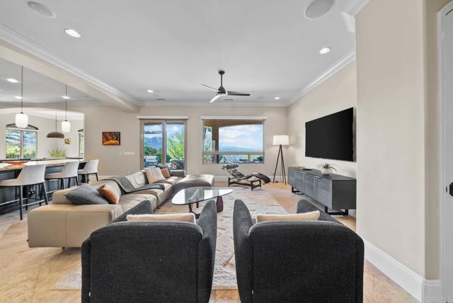 5102 Espinoza Road, El Cajon CA: https://media.crmls.org/mediaz/f96fd5bf-0fa2-4193-8ea8-3842c482dacf.jpg