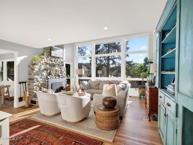 Detail Gallery Image 8 of 53 For 44751 Crestwood Dr, Mendocino,  CA 95460 - 2 Beds | 2 Baths