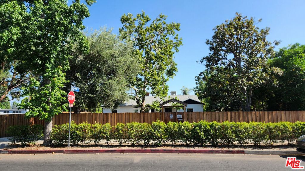 13440 Erwin Street