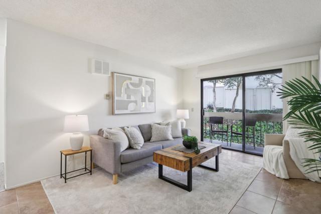 4205 Golden Oaks Lane, Monterey CA: https://media.crmls.org/mediaz/f970c992-5bed-4967-914d-6a0c4ecdc480.jpg