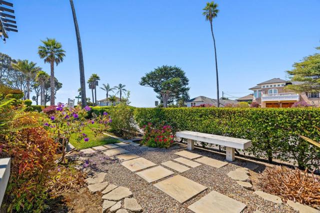 108 Benito Avenue, La Selva Beach CA: https://media.crmls.org/mediaz/f970ec4a-2781-4a1e-a984-7b5ea3671298.jpg