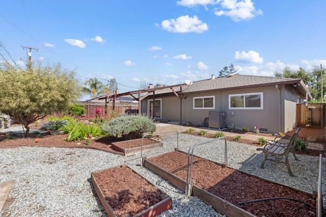 5273 Estrade Drive, San Jose CA: https://media.crmls.org/mediaz/f9716d66-6c5f-4ac4-921d-200e2a5aa76f.jpg