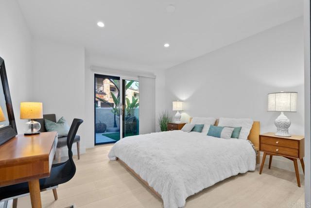 2191 Caminito Del Barco, Del Mar CA: https://media.crmls.org/mediaz/f971b2f8-4197-4431-beb4-49f7538a2d2c.jpg