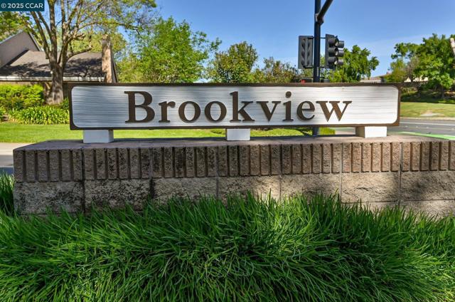2120 Shady Creek Pl, Danville CA: https://media.crmls.org/mediaz/f9734844-4dab-40e2-ac5d-b81d26481094.jpg
