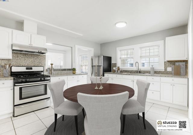 1322 83Rd Ave, Oakland CA: https://media.crmls.org/mediaz/f9739070-902a-4ad5-9217-055bd1daab00.jpg