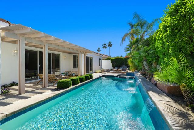 76936 Comanche Lane, Indian Wells CA: https://media.crmls.org/mediaz/f9740928-2865-4cd3-b617-4ff192d65b39.jpg