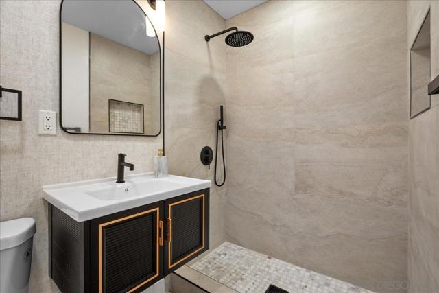 1041 Angelo Dr, National City CA: https://media.crmls.org/mediaz/f9741e2e-2211-4372-bf89-a9863b6e2e78.jpg
