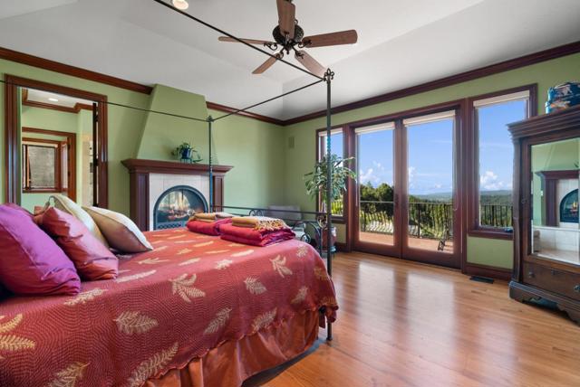 2053 Weston Road, Scotts Valley CA: https://media.crmls.org/mediaz/f974aadb-85c2-43e3-966f-b9d9e8d8b2eb.jpg