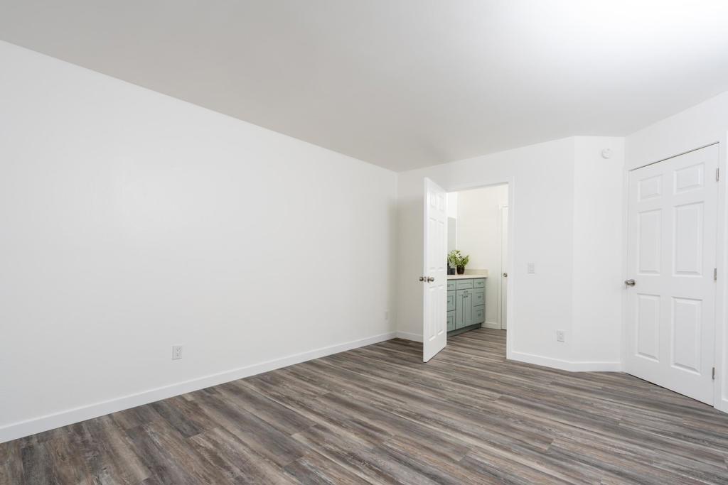 1040 Washington Ave - photo 10