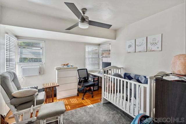1260 LAW, San Diego CA: https://media.crmls.org/mediaz/f975ff75-1054-4da7-871d-1c4625c6ba62.jpg