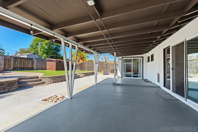 9476 Terrywood Road, Santee CA: https://media.crmls.org/mediaz/f976fd81-0e7b-4493-81a1-a178910d81f2.jpg
