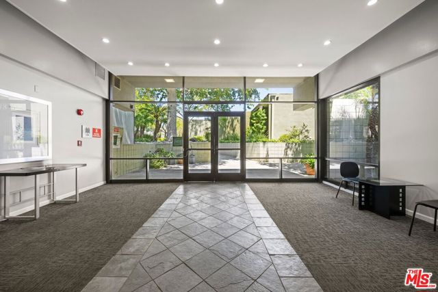 898 Temple Terrace, Los Angeles CA: https://media.crmls.org/mediaz/f97731de-b820-4802-9461-c04caaad395a.jpg