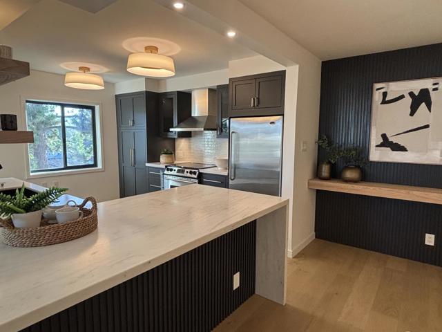 360 Everett Avenue, Palo Alto CA: https://media.crmls.org/mediaz/f9778b8b-dc88-454f-821c-d799841d8878.jpg