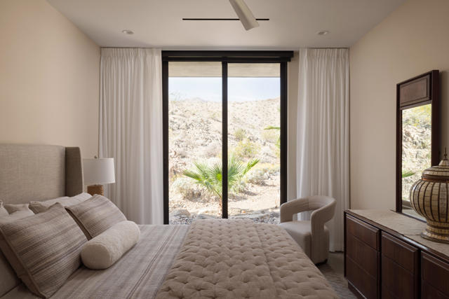 71270 Oasis Trail, Palm Desert CA: https://media.crmls.org/mediaz/f979b987-9903-4d89-9b58-761e823b900b.jpg