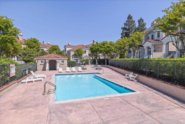 7003 Silver Brook Court, San Jose CA: https://media.crmls.org/mediaz/f979d6e6-78df-46bc-a036-3b669304b56a.jpg