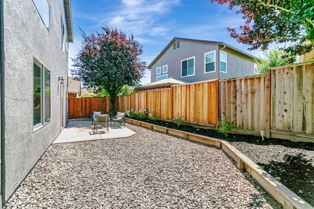 770 Babbs Creek Drive, Gilroy CA: https://media.crmls.org/mediaz/f97bb9cc-fe46-442d-b27b-e837e7dcd3bc.jpg