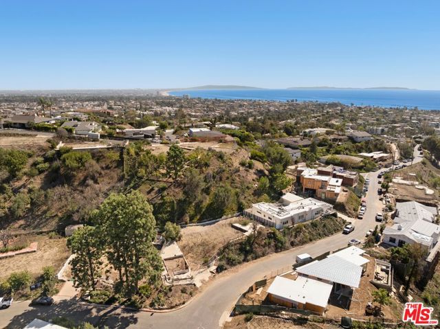 1140 Las Lomas Avenue photo 9