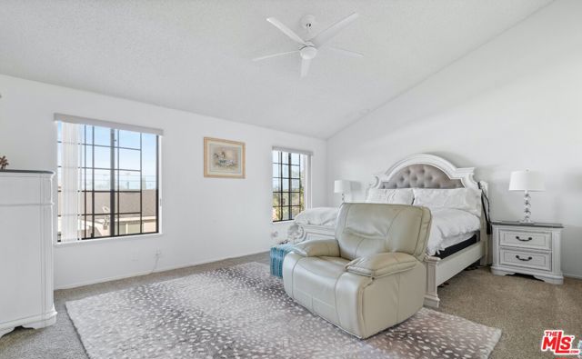 7637 Brunache Street, Downey CA: https://media.crmls.org/mediaz/f97d5d18-ad42-4a40-a2de-1561e8022c9c.jpg