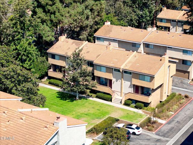 2113 Euclid Avenue, Camarillo CA: https://media.crmls.org/mediaz/f97d6367-a1da-470b-830e-ff4d9368ca03.jpg